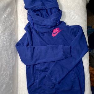 Blue nike sweatshirt